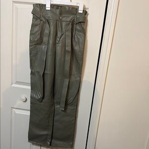 Gilli Green High-Waisted Trousers